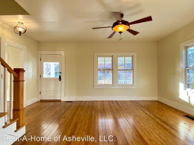 Foto del edificio - 3 br, 2 bath House - 28 Richmond Ave