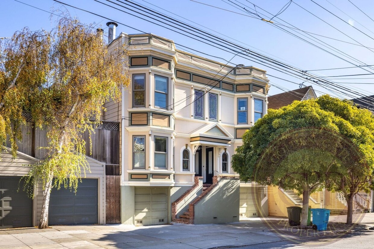 Foto principal - Noe Valley - 2 BR, 1 BA Condo 1,067 Sq. Ft. - 3D Virtual Tour, Parking