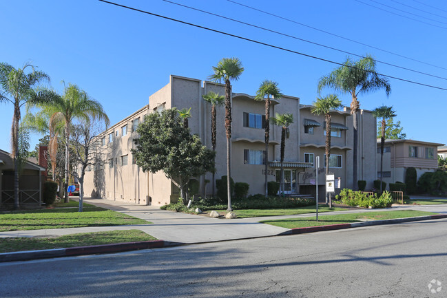 Glendora Apartment Apartments - Glendale, CA | Apartments.com