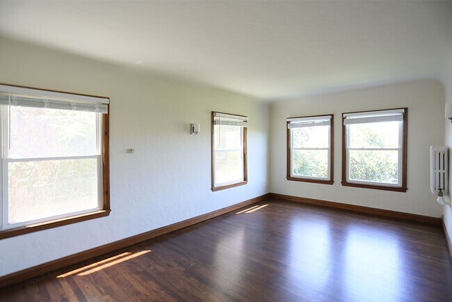 Photo - OPEN HOUSE:  Sunday (10/26) 3:15pm-3:45pm....