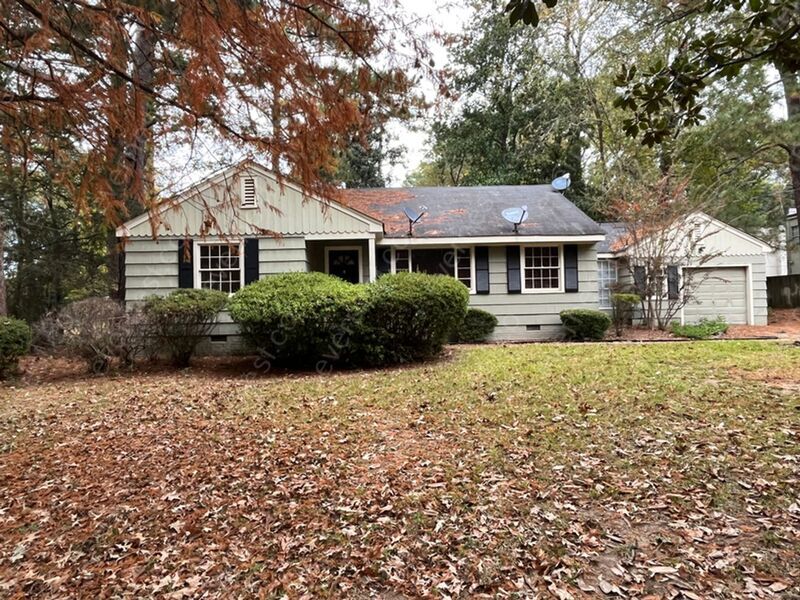 Primary Photo - 830 Colonial Cir