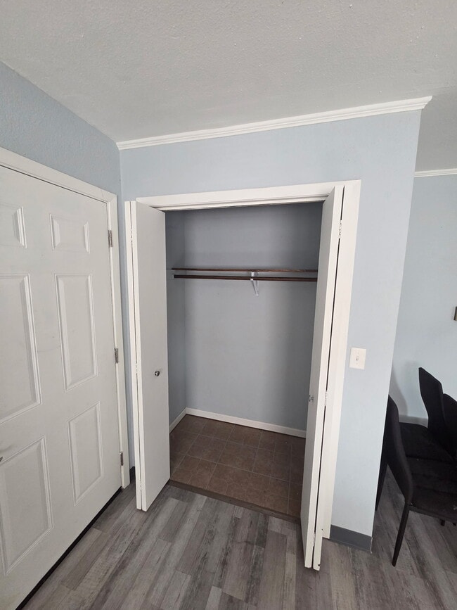 Building Photo - 108 N Dubildchen Dr