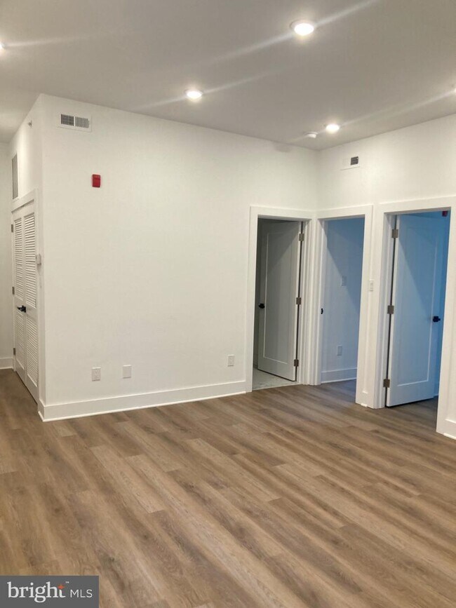 Foto del edificio - 6202 Germantown Ave
