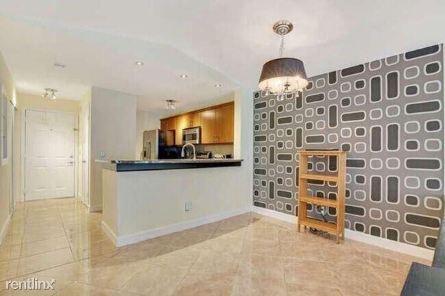 Building Photo - 2 br, 2 bath House - 1745 Palm Cove Blvd #...