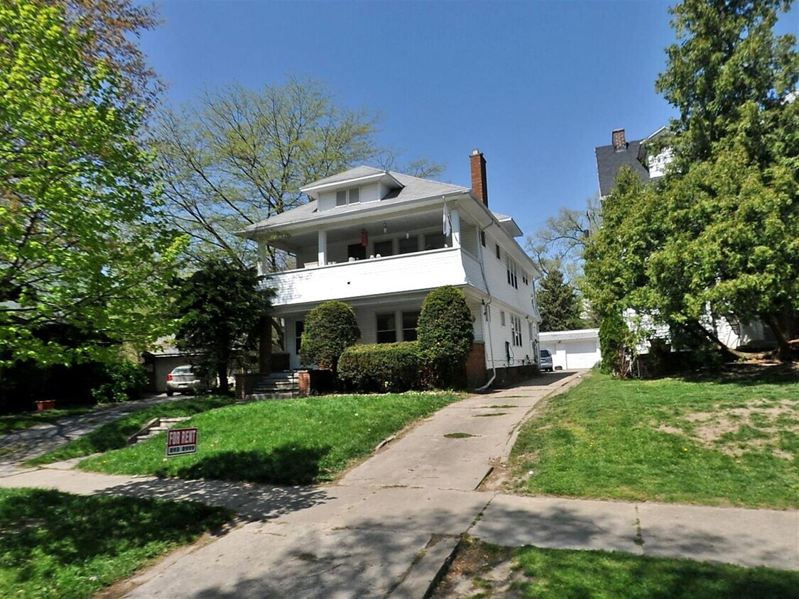 1964 Princeton Dr, Toledo, OH 43614 House Rental in Toledo, OH