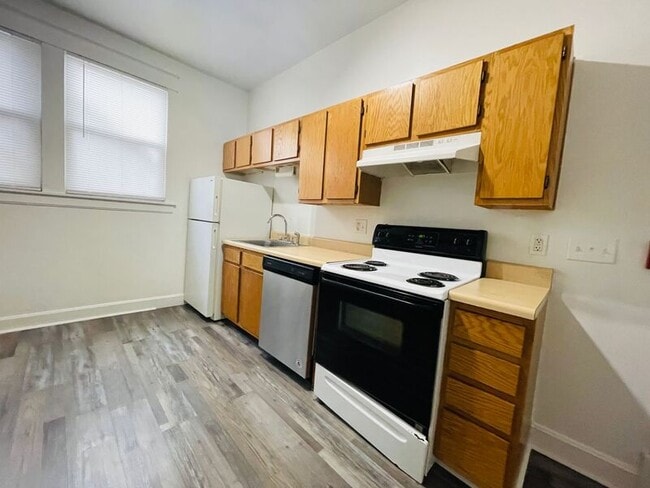 Foto del edificio - 517 W Maple Ave