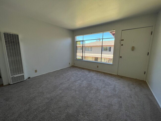 Building Photo - 210-226 El Carmelo Ave, Palo Alto, CA 94306