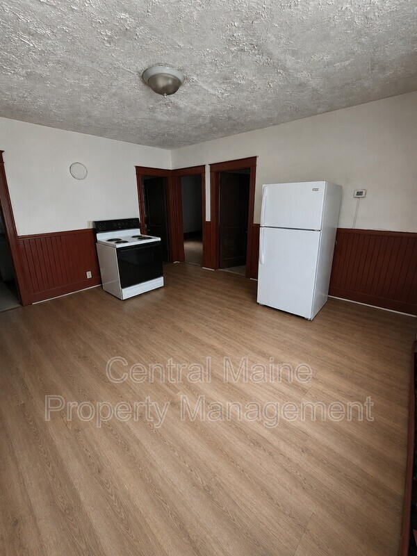 Building Photo - 131 Horton St