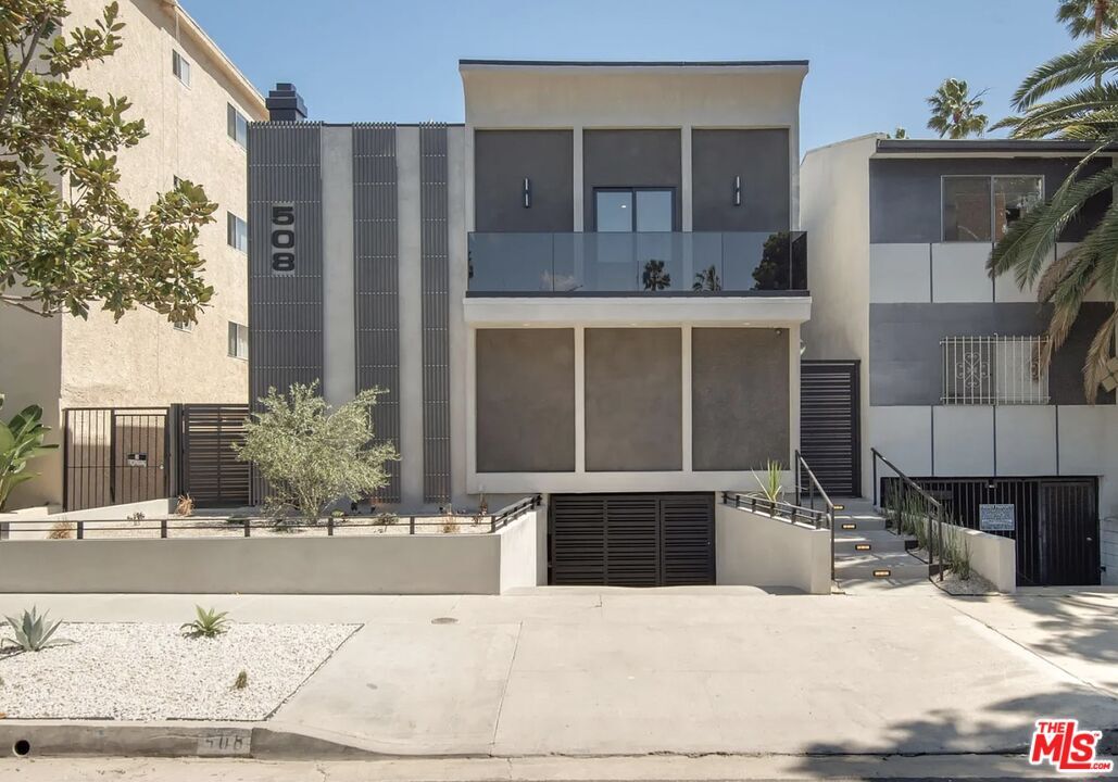 508 N Kings Rd Unit 3, West Hollywood, CA 90048 Room for Rent in West