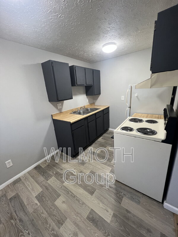 Foto del edificio - 1818 Michigan St