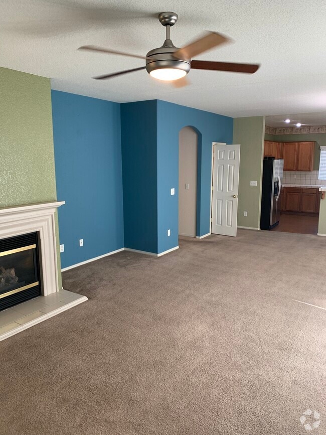 Building Photo - 2626 Capella Dr