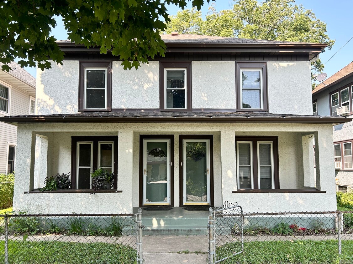 Foto principal - 612 Jefferson St NE
