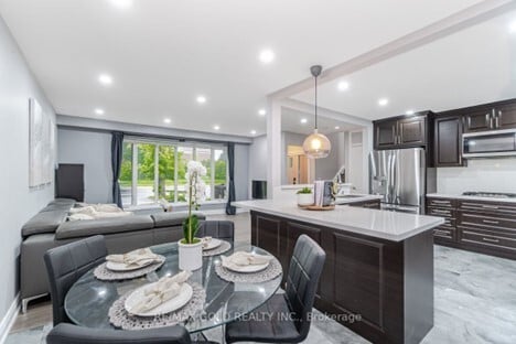 Modern kitchen with new appliances - 2122 Truscott Dr