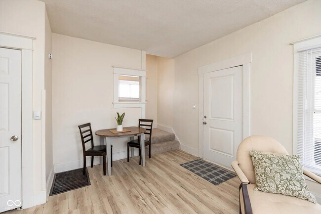 Foto del edificio - 642 E 31st St