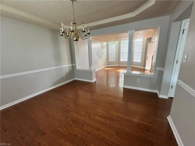 Building Photo - 2736 Alamance Cir