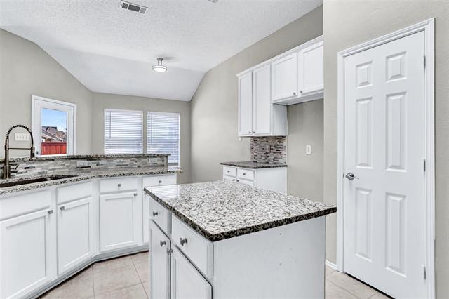 Building Photo - 11121 Covey Ln