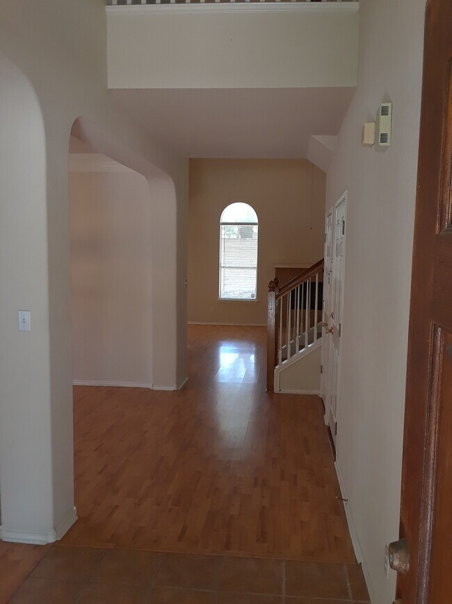 Building Photo - 13316 Bosswood Dr