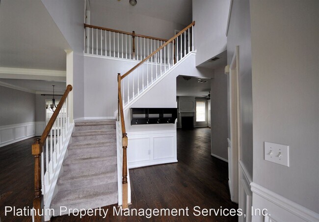 Building Photo - 4 br, 2.5 bath House - 4526 Chelton Ct Se