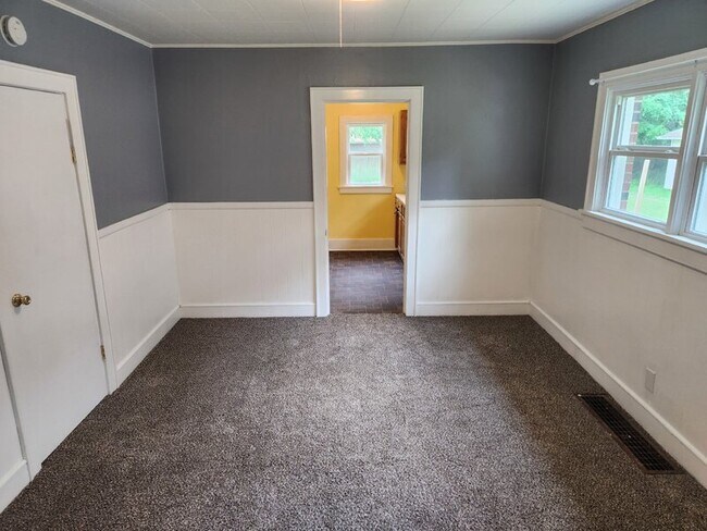 Foto del edificio - 2613 Elm St