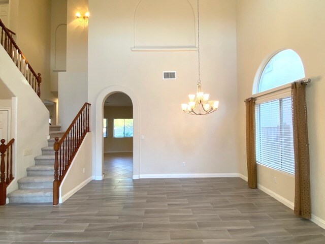 Foto del edificio - 1016 Bonitos Suenos St