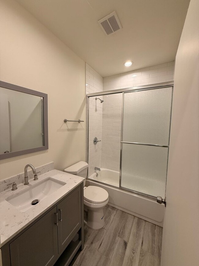 Foto del edificio - 1019 S Osage Ave