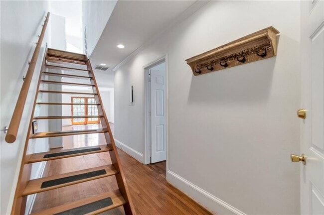 Building Photo - 1078 Piedmont Ave NE