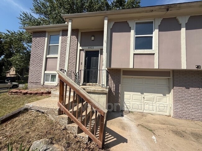 Building Photo - 8422 Sterling Ave