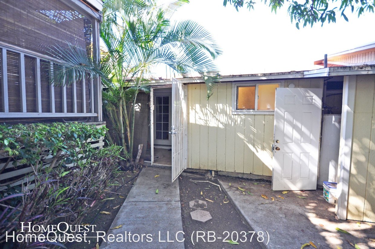 Primary Photo - 3771 Leahi Ave