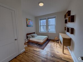 Building Photo - 338 Lombard St