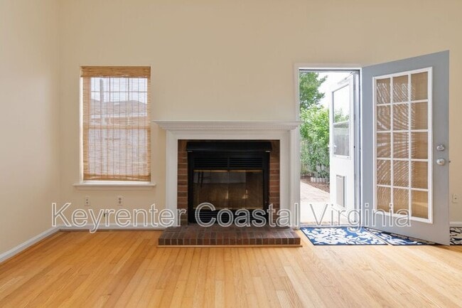 Building Photo - 922 Pocahontas Ct
