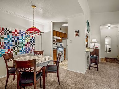 Building Photo - 505 Oppenheimer Dr