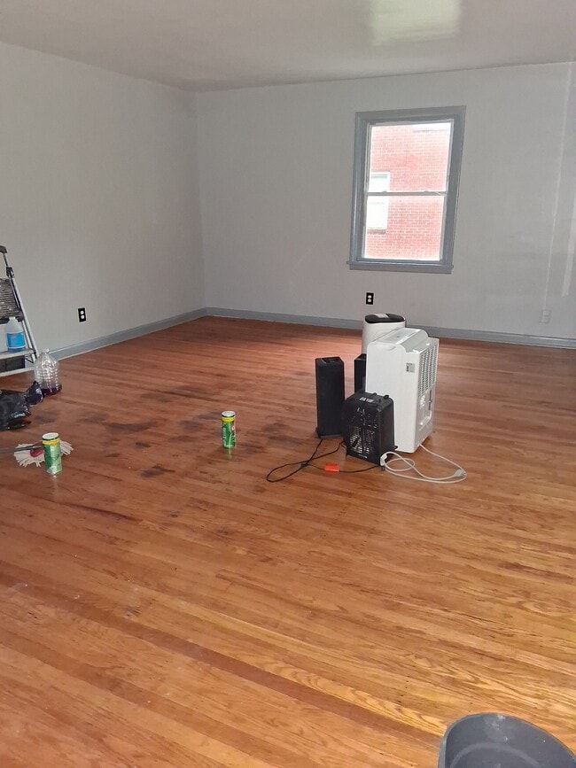 Building Photo - 4117 Orchard Way