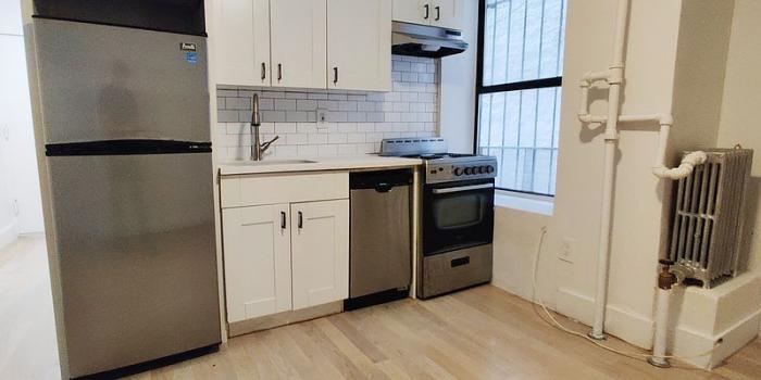 Foto principal - 1 bedroom in BRONX NY 10462