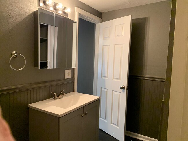 Building Photo - New Rental