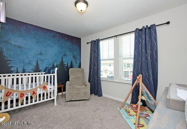 Building Photo - 255 Richmond Dr