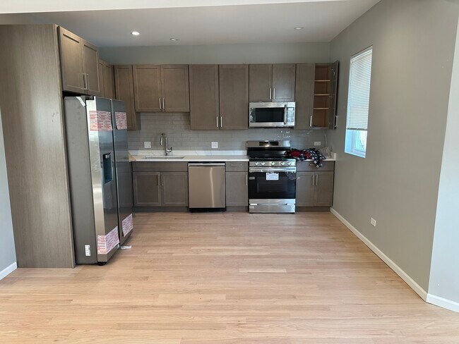 Foto del edificio - 3404 N Lavergne Ave