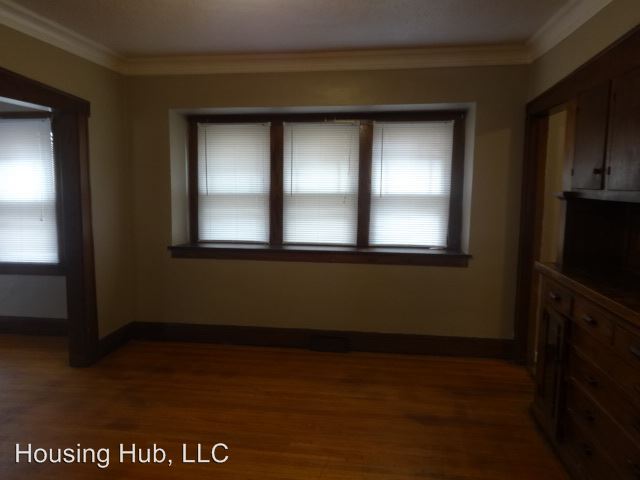 Building Photo - 3511 Dupont Ave N