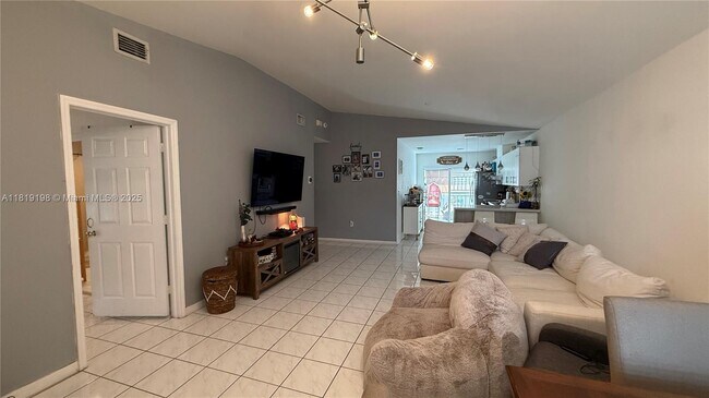 Foto del edificio - 9149 NW 119th Terrace