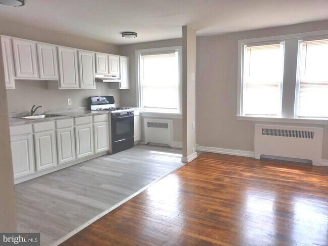 Foto del edificio - 6307 Jackson St
