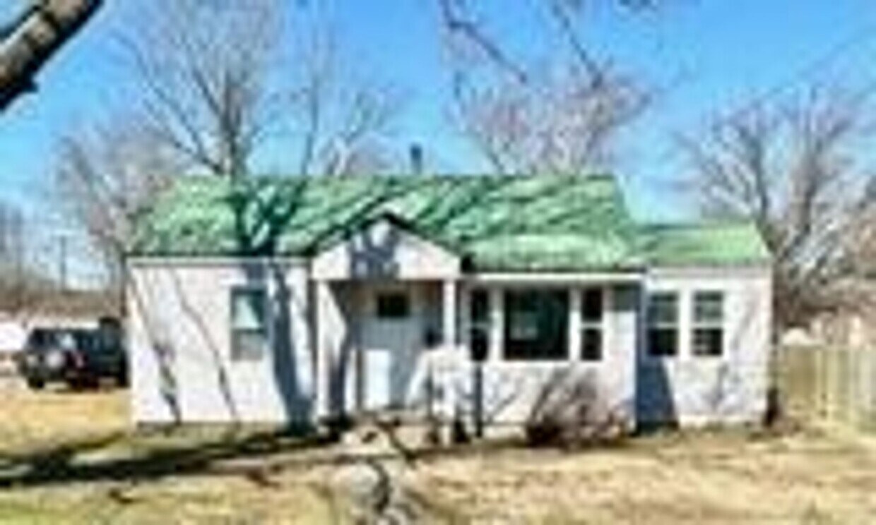 Foto principal - Beautifully remodeled 2 bedroom home