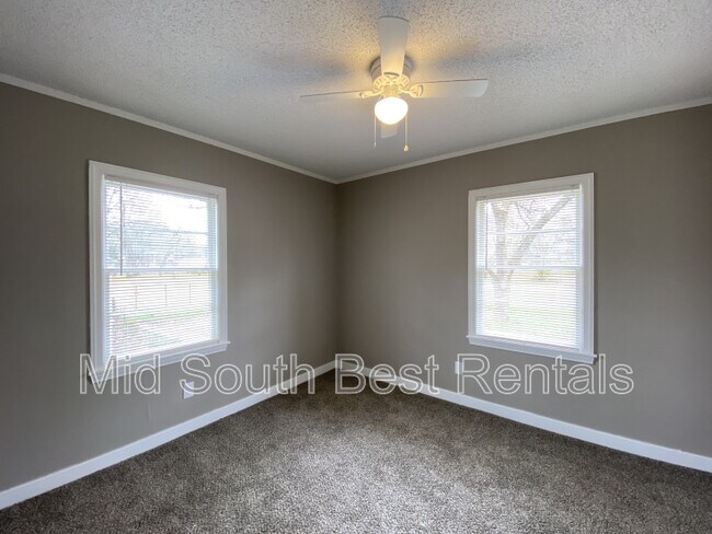 Foto del edificio - 1286 Rutland Rd