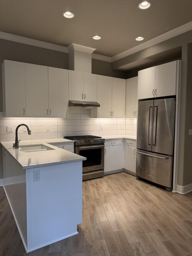 Foto del edificio - 3070 Lazy River Dr