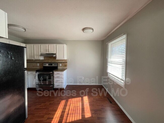 Foto del edificio - 1137 E Meadowmere St