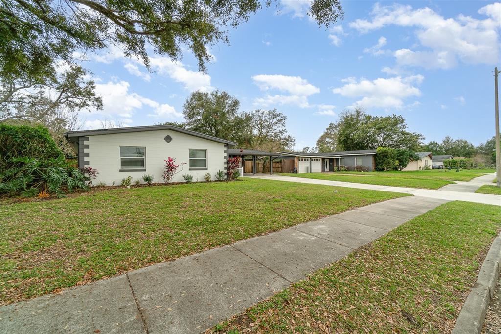 Primary Photo - 2524 Dellwood Dr