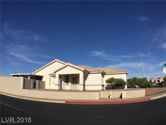 Building Photo - 1010 Seaside Daisy Ct
