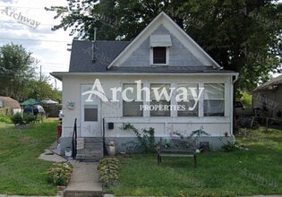 Building Photo - 1029 Hasbrook Ave Building Photo - 1029 Hasbrook Ave