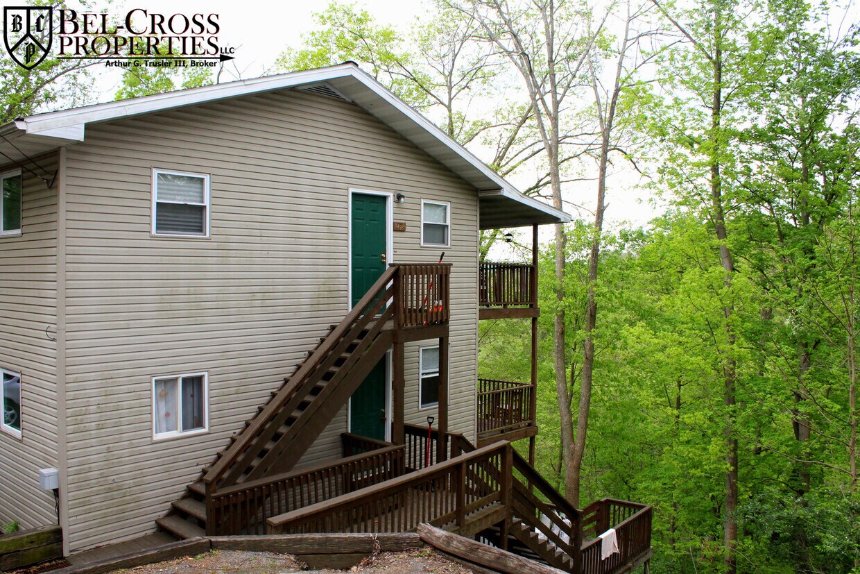 Foto principal - 349 Gilmore St