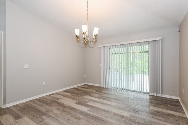 Foto del edificio - 4139 Woodley Creek Rd
