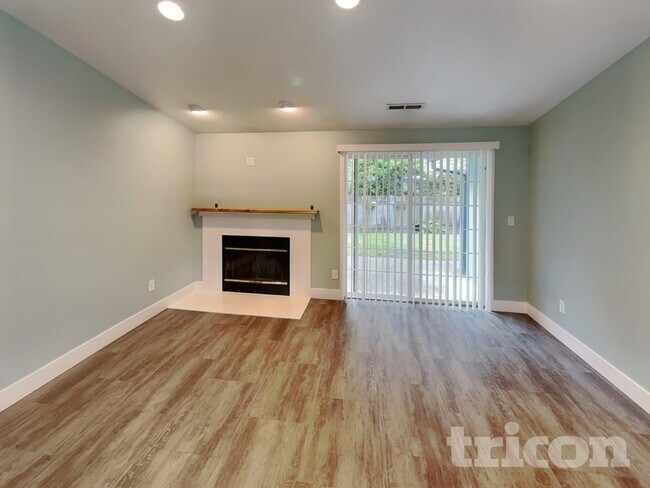 Foto del edificio - 13806 NE 47th St