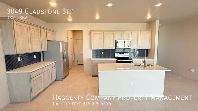 Foto del edificio - 3049 Gladstone St